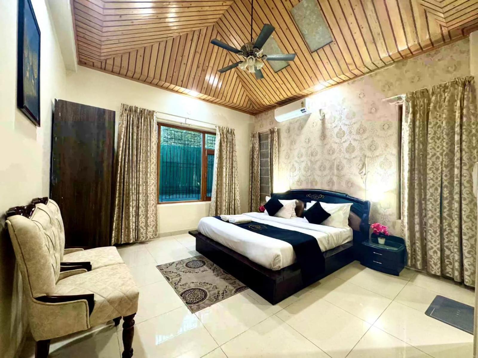 The Summer House Kasauli I Party & Music I Sky Bonfire I Managed By Exotic Stays Kültér fotó