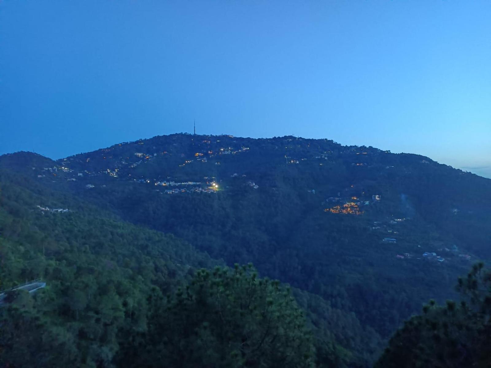 The Summer House Kasauli I Party & Music I Sky Bonfire I Managed By Exotic Stays Kültér fotó